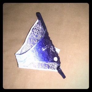 Stretch lace bikini panties